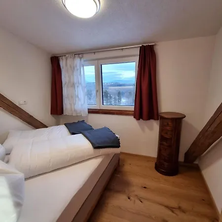 Apollo In Der Wohlfuehloase Am Trausdorfberg Mit Sauna Whirlpoolnutz By Interhome 公寓