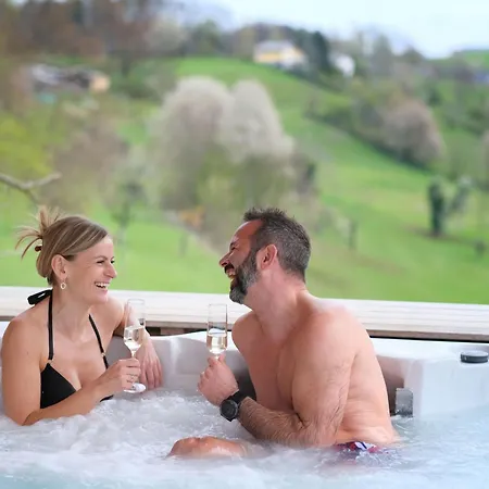 Apollo In Der Wohlfuehloase Am Trausdorfberg Mit Sauna Whirlpoolnutz By Interhome 公寓 *